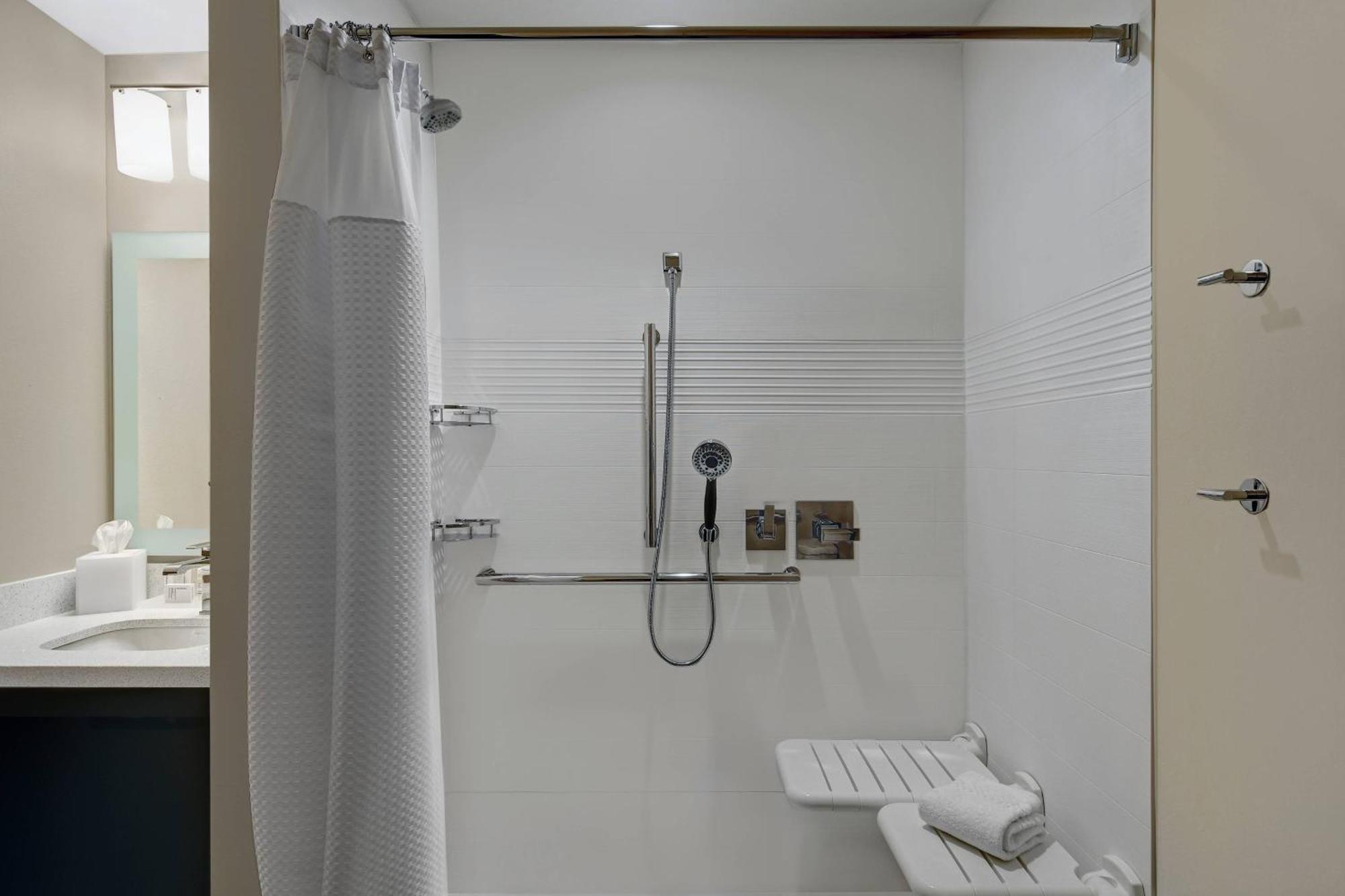 Towneplace Suites By Marriott Лайма Екстер'єр фото