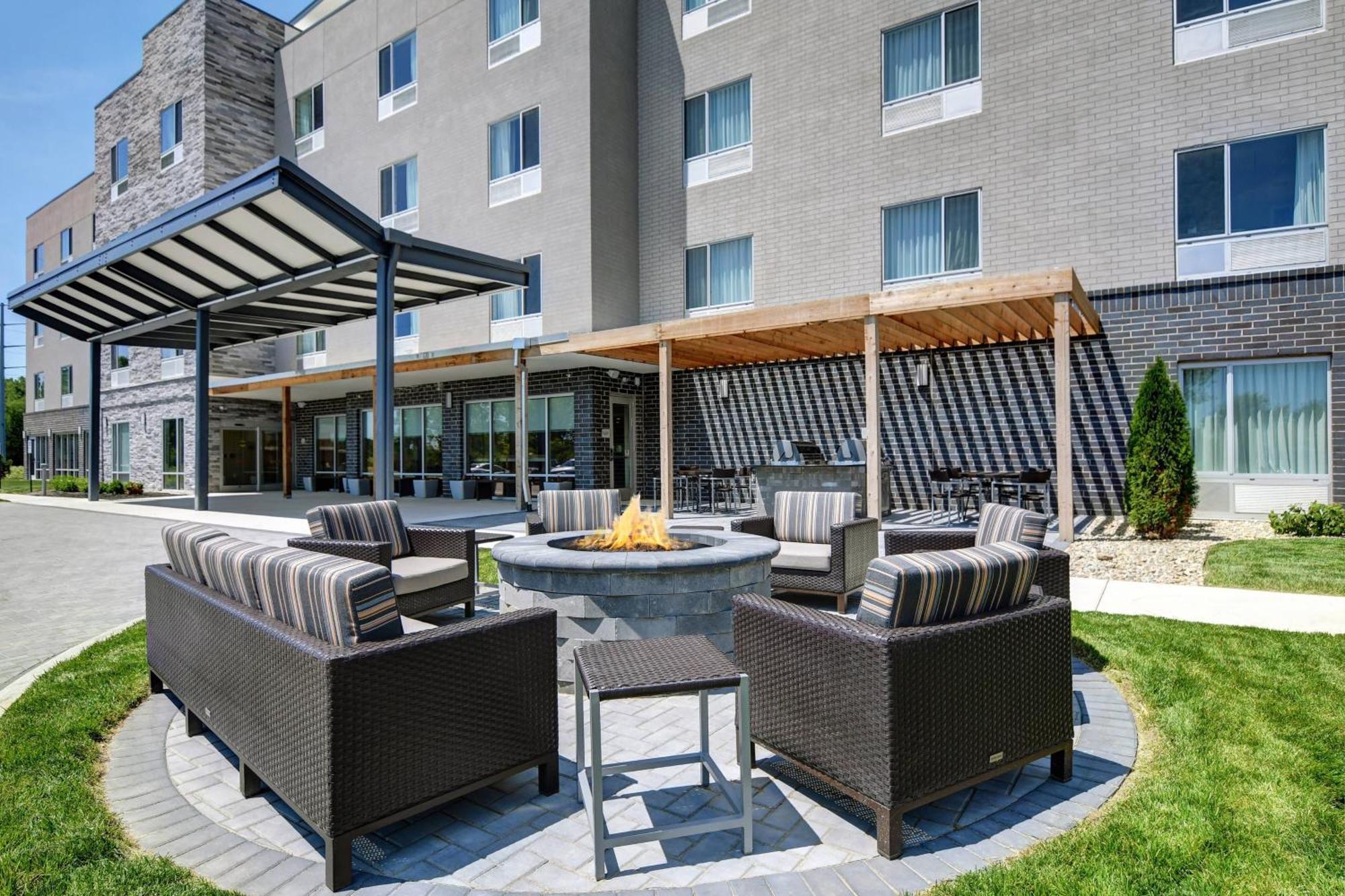 Towneplace Suites By Marriott Лайма Екстер'єр фото